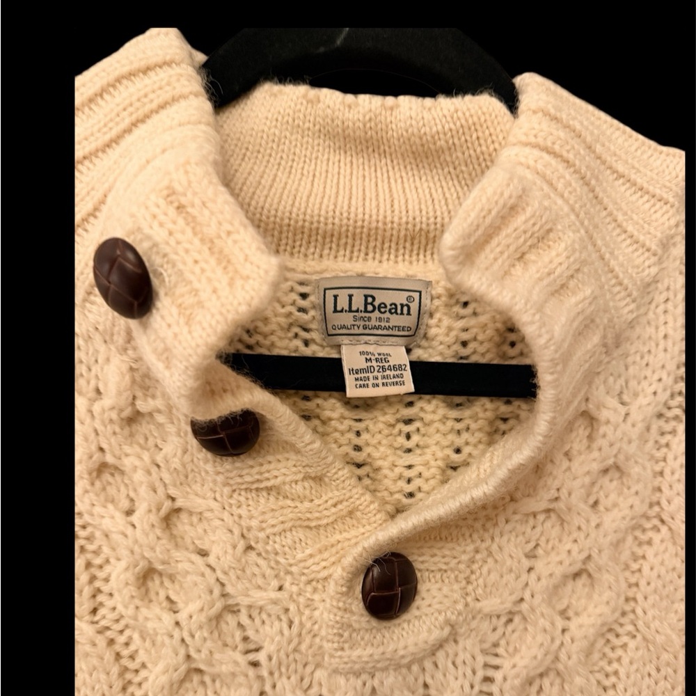 L.L. Bean Men's Beige Cable Knit Turtleneck Sweater - Picture 3 of 3
